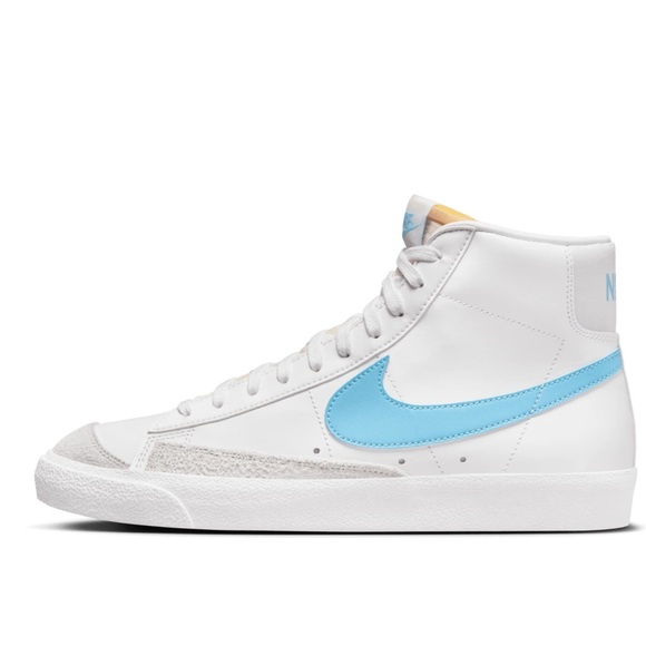 Nike Men’s BLAZER MID '77 VNTG

Style BQ6806-126 Sneakers - Picture 10 of 16